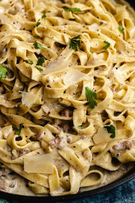 Italian Truffle Pasta, Truffle Cheese Pasta, Truffle Paste Recipe, Truffle Cream Pasta, Pasta With Truffles, Creamy Truffle Pasta Recipe, Truffle Sauce Pasta, Truffle Pasta Recipe, Truffle Sauce Recipe