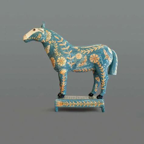 Georgina Warne Horse Signed Stoneware glazed with hand painted detail 19.7 x 19.7 x 6ins (50 x 50 x 15cm) Georgina Warne, Horse Sign, Dala Horse, Horse Sculpture, Ceramic Animals, Night Owl, Arte Popular, 2023 Autumn, The Tiger