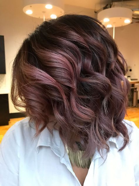 Chocolate Mauve Hair, Trendy We Fryzurach, Rambut Brunette, Gold Hair Colors, Color Streaks, Hair Color Rose Gold, Hair Color Chocolate, Hair Color Streaks, Dark Red Hair