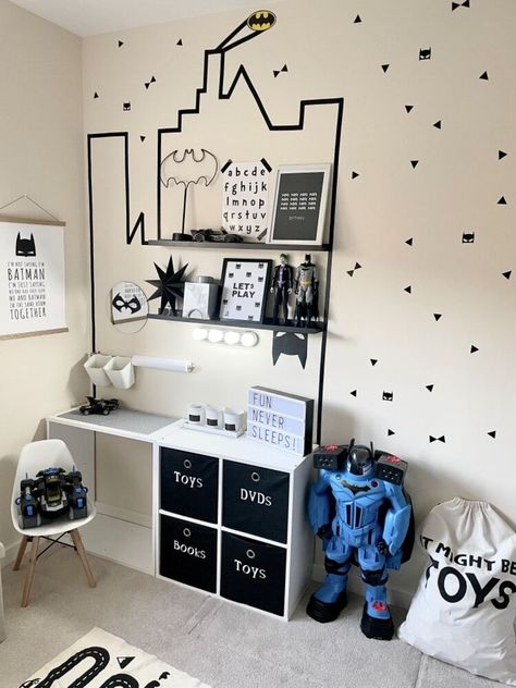 Batman Room Ideas Boys, Batman Toddler Room, Superhero Room Boys, Batman Kids Rooms, Batman Boys Room, Batman Room Decor, Gotham City Skyline, Superhero Boys Room, Batman Bedroom