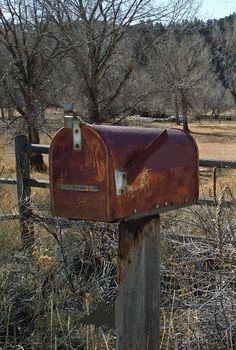 Country Mailbox, Old Mailbox, Rust Never Sleeps, Vintage Mailbox, Unique Mailboxes, Rocky Mountain National Park Colorado, Letter Boxes, Mail Boxes, Mailbox Post