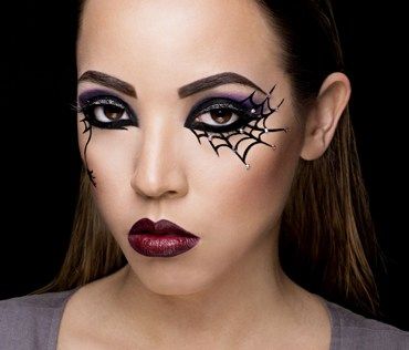 Our Beauty Tutorial List | Wet n Wild Beauty Black Widow Spider Makeup, Spider Witch Makeup, Spider Woman Halloween, Halloween Spider Makeup, Spider Web Makeup, Spider Makeup, Halloween Makeup Witch, Spider Costume, Spider Queen