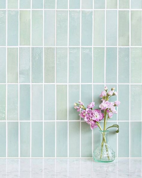 Is it too early to be dreaming of spring flowers and color palettes?💚🌸 - 2x6 Subway Tile - 214 Coastal Breeze. - #Mercurymosaics #Handmadetile #Kilnit #SubwayTile #Stackedtile #Springcolorpalette #Pasteltile Colored Subway Tile, Stacked Subway Tile, Small Kitchen Backsplash, Unique Subway Tile, Green Subway Tile, Beautiful Tile Floor, Blue Subway Tile, Transitional Design Style, Mercury Mosaics