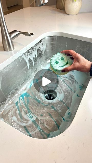 Chelsea Lyn Home on Instagram: "How to clean your sink 🧽🫧 This sink cleaning hack is a great way to keep your kitchen sink clean! ✨
.
.
.
#asmr #asmrsounds #cleaningtips #cleaningroutine #cleaninghacks #kitchenhacks #kitchen #home #asmrcleaning #homecleaninghacks #hometips #homehacks #homesweethome #momhacks #homeinspo #asmrcleaning #cleaninghack #cleaningmotivation #amazonfinds #amazon #amazonmusthaves #cleanhome #asmrvideo #restock #restocking #satisfyingsounds #kitchenorganization #organization #satisfyingvideo #sink #sinkclean

amazon finds, amazon home finds, asmr, home hacks, kitchen gadgets, asmr sounds, satisfying sounds, kitchen finds, household hacks, home hacks, hacks, home essentials, home decor, organization" Home Decor Organization, Sink Cleaning, Clean Kitchen Sink, Amazon Home Finds, Hacks Kitchen, Decor Organization, Kitchen Finds, Cleaning Kitchen, Cleaning House