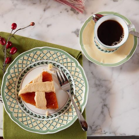 French Provincial Kitchen, House Elements, Sugary Food, Breakfast Plate, Kitchen Dinnerware, Dessert Salads, Italian Coffee, French Garden, Strong Coffee