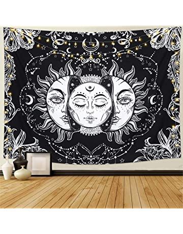 Tapestry Black And White, Praia Aesthetic, Celestial Tapestry, Burning Sun, Sun And Moon Tapestry, Moon Mandala, Mystical Moon, Star Tapestry, Black And White Beach