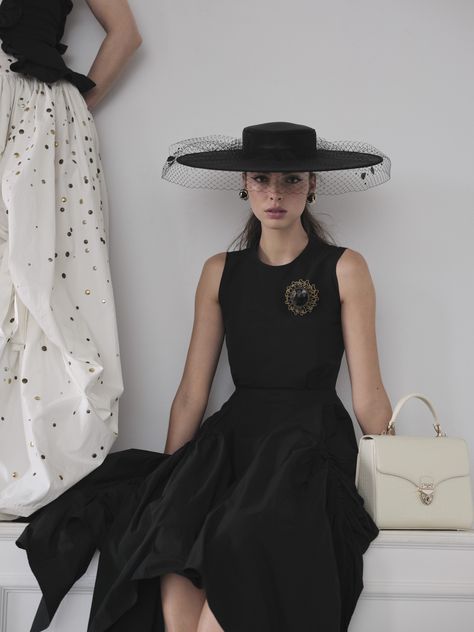 The New Guard Edit.  #RoyalAscot #Lookbook #Style #Fashion Horse Racing Fashion, Ascot Horse Racing, Racing Fashion, Races Fashion, Royal Ascot, Horse Racing, British Style, Style Fashion, Lookbook