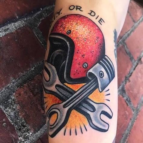 Motorcycle Helmet Tattoo, Motocross Tattoo, Piston Tattoo, Harley Tattoos, Helmet Tattoo, Traditional Tattoo Old School, Helmet Concept, Traditional Style Tattoo, Motorcycle Tattoos