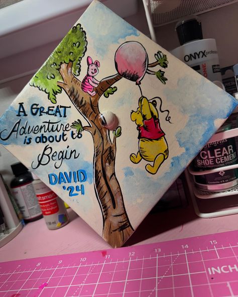 Whinnie the Pooh Caps 🥰 #handmade #imperialvalley #laalearte #fyp #parati #elcentroca #pintura #mexicali #parati #followers #are #explore #trend #grad Graduation Cap Designs Winnie The Pooh, Senior Grad Caps, Winnie The Pooh Graduation Cap, Winnie The Pooh Graduation, Grad Caps Ideas, 2enior Ye4r, Disney Grad Caps, Cap Decoration Ideas, Senior Year Diy