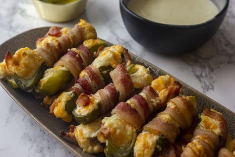 Bacon Wrapped Pickle Poppers Pickle Poppers, Bacon Wrapped Pickles, Bacon Wrapped Appetizers, Keto Bacon, Keto Diet Results, Bacon Appetizers, Keto Diet Benefits, Starting Keto Diet, Zero Carb