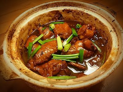 Iken Cook: Claypot Sesame Oil Chicken (砂煲麻油鸡) Sesame Oil Chicken, Cumin Lamb, Cola Chicken, Pork Roast In Oven, Sesame Chicken Recipe, Slow Cooked Meat, Clay Oven, Sesame Chicken, Braised Chicken