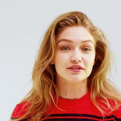 Gigi Runway, Gigi Hadid Gif, Gigi Hadid Walk, Gigi Hadid Pictures, Bella Gigi, Gigi Hadid And Zayn, Gemma Styles, Female Faceclaims, Bella Gigi Hadid