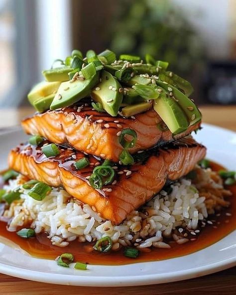 Terrific Diabetic Recipes | Teriyaki Salmon Avocado Rice Stack 🍣🥑 | Facebook Avocado Rice, Salmon Avocado, Teriyaki Salmon, Food To Eat, Teriyaki Sauce, Salmon Fillets, Fish Dishes, Sesame Oil, Foods To Eat