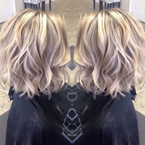 I absolutely love the color and cut! Hair Color Ideas For Blondes To Cover Gray, Winter Blonde Bob Hair, Medium Hairstyle Women Balayage, Beige Blonde Hair Fair Skin, 2023 Hair Trends For Women Short Blonde, Blonde Hair Color Ideas To Hide Gray, Extension Bob Short Hair, Bob Haircut On Wavy Hair, Short Blonde Beach Waves