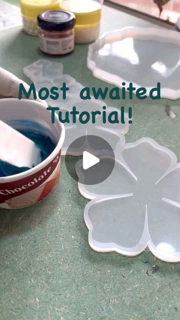 Resin Casting Flowers, How To Resin Coasters, How To Write On Resin Art, How To Make Resin Flowers, 3d Resin Flower Tutorial, Resin Crafts Tutorial Coasters, Easy Diy Resin Projects, Resin New Idea, Resin Diwali Ideas