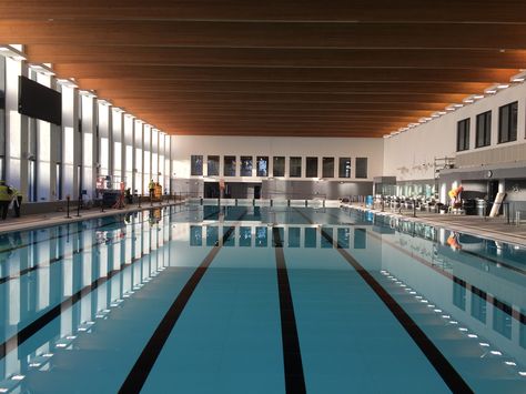 Almost completed Birmingham University's 1st 50m Competition Swimming Pool during a site visit Gym Swimming Pool Design, Swimming Pool Competition, School Swimming Pool, Avengers Compound, School Pool, Ts4 Builds, Swimmer Girl, Retirement Village, Sports Facility