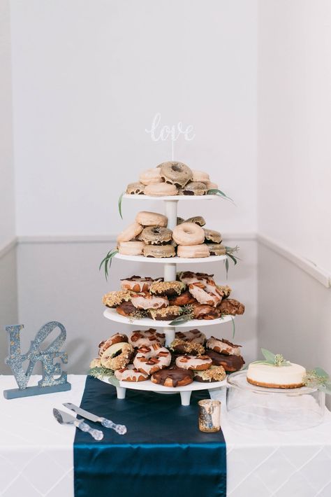 Donut Display Ideas, Bridal Shower Breakfast, Coffee Bar Wedding, Donut Coffee, Platter Display, Giant Donut, Foodie Wedding, Donut Display, Cake Tower