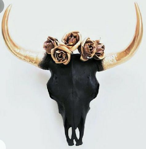 Deer Skull Decor, Animal Skull Decor, Skull Taxidermy, Deer Skull Art, Painted Cow Skulls, Skull Animal, Cow Skull Decor, Cow Skull Art, Bison Skull