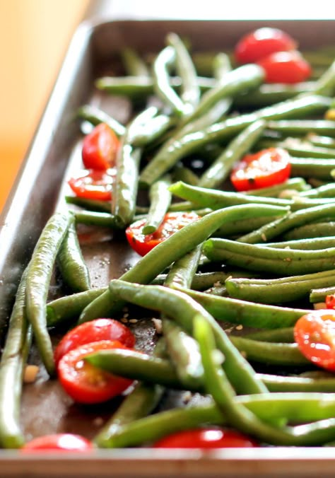 1-IMG_7106 Garlic Parmesan Green Beans, Green Beans With Tomatoes, Seasoned Vegetables, Beans And Tomatoes, Parmesan Green Beans, Ambitious Kitchen, Roasted Green Beans, Green Beans And Tomatoes, Veggie Side Dishes