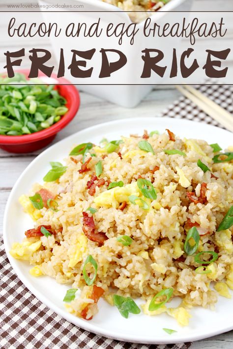 With just a few ingredients, it's easy to make this Bacon & Egg Breakfast Fried Rice! Who says breakfast has to be boring? Great for dinner, too! #BaconMonth2015 Bacon Monkey Bread, Bacon Egg Breakfast, Breakfast Fried Rice, Bacon Eggs Breakfast, Fried Breakfast, Breakfast Eggs, Arroz Frito, Nice Recipes, Egg Dishes