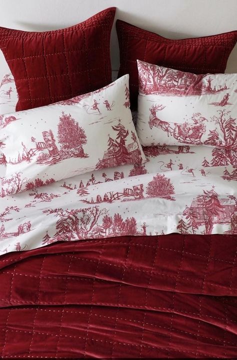 Christmas Bed Sheets, Toile Bedding, Christmas Sheets, Holiday Bed, Christmas Bedding Set, Holiday Bedroom, Holiday Lookbook, Organic Cotton Sheets, French Pattern