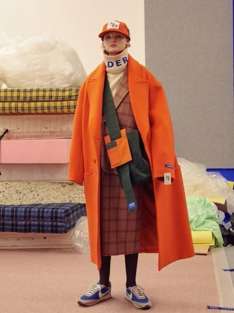 Woman In Suit, Orange Coat, Ader Error, Long Overcoat, 3d Fashion, Women Overcoat, Fashion Photography Inspiration, W Concept, Mode Inspiration