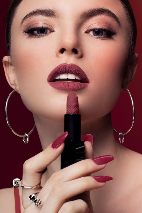 Lipstick Editorial, Mauve Color Scheme, Lipstick Campaign, Editorial Makeup Photography, Winter Lipstick Colors, Winter Lipstick, Lipstick Pictures, Lipstick Ad, Lipstick Photos