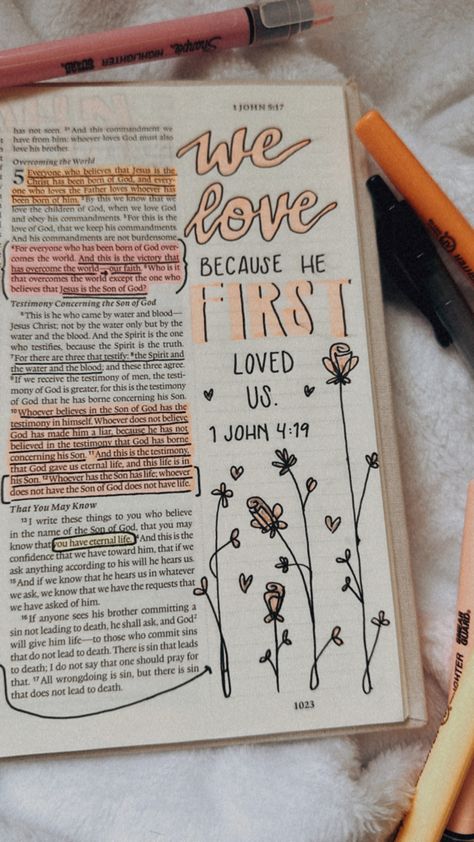 Bible Devotional Journal, Bible Highlighting, Journal Bible Quotes, Bible Drawing, Study Notebook, Bible Journaling Ideas Drawings, Bible Doodling, Bible Journal Notes, Bible Study Plans