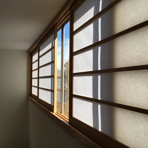 Shoji Window Covering, Shoji Screen Window, Shoji Blinds, Japanese Window Design, Shoji Window, Japanese Blinds, Shoji Screen Doors, Bedroom Screen, Japanese Window