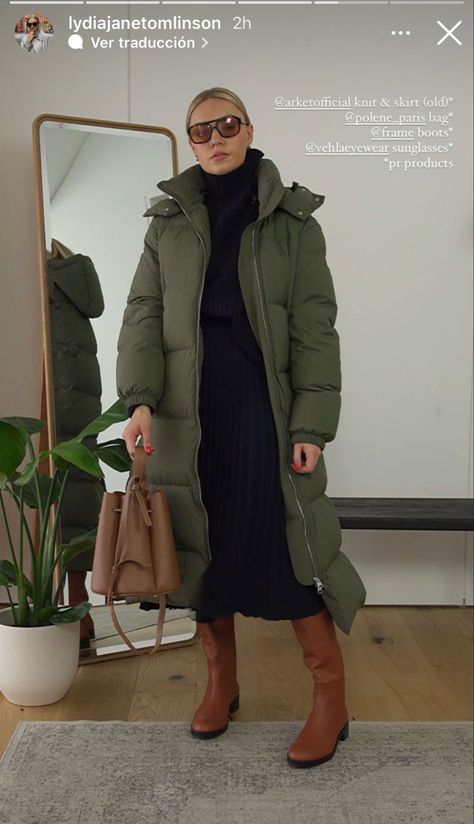 Green Puffer Coat Outfit, Lydia Tomlinson Outfits Winter, Olive Puffer Jacket Outfit, Olive Green Puffer Jacket Outfit, Long Puffer Outfit, Olive Jacket Outfit, Green Puffer Jacket Outfit, Olive Green Jacket Outfits, Green Parka Outfit