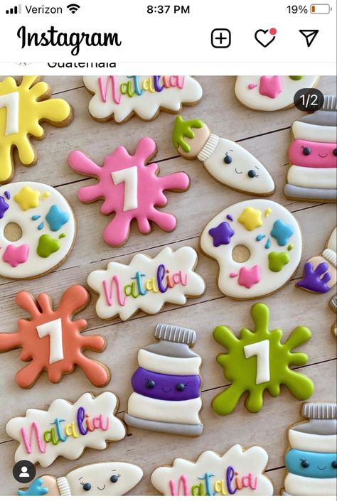 Paint Party Charcuterie Board, Paint Splatter Birthday Cake, Art Party Birthday Cake, Paint Splatter Cookies, Art Party Cookies, Art Theme Cookies Decorated, Art Birthday Cookies, Art Themed Cookies, Art Theme Cookies