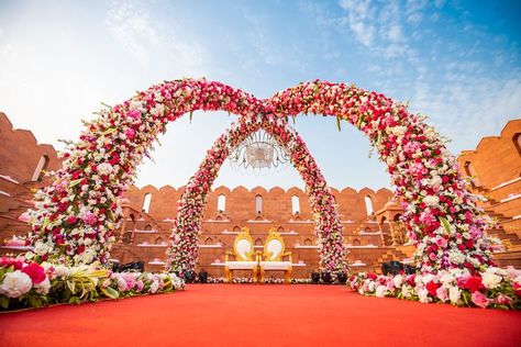 Suryakund is inspired by the Mewar dynasty from the 16th century and staying true to the tradition was always our intention to built a royal wedding venue for the perfect fairytale wedding.#weddingvenue # weddings # bestweddinglocation #weddinginspirations #wedmegood #weddingvendor #indianweddings #bride #herecomesthebride #weddingdaydetails #weddingday #weddingdress #weddingvenue #weddingphotography #bridal #weddinginspiration #prewedding #weddingphotographer #groom #destinationweddings Wedding Chori Mandap, Vidhi Mandap Indian Weddings, Wedding Chori, Royal Wedding Venue, Vidhi Mandap, Wedding Decor Photos, Wedding Mandap, Wedding Decor Inspiration, Royal Wedding