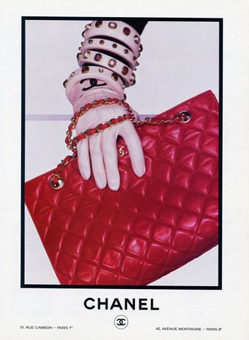 Handbags Chanel, Chanel Handbags, Fashion Handbags, Harrods, Chanel Bag, Shoulder Bag Women, Chanel Classic, Luxury Bags, Clutches