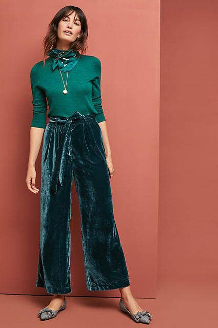 Birds of Paradis by Trovata Emma Velvet Wide-Leg Pants #ad #AnthroFave #AnthroRegistry Anthropologie #Anthropologie #musthave #styleinspiration  #ootd #newarrivals #outfitideas #wishlist #bohostyle #bohooutfit #bohemian Velvet Pants Outfit, Mode Kimono, Tie Waist Pants, Winter Closet, Velvet Clothes, Velvet Pants, Mode Inspiration, Waist Pants, 70s Fashion