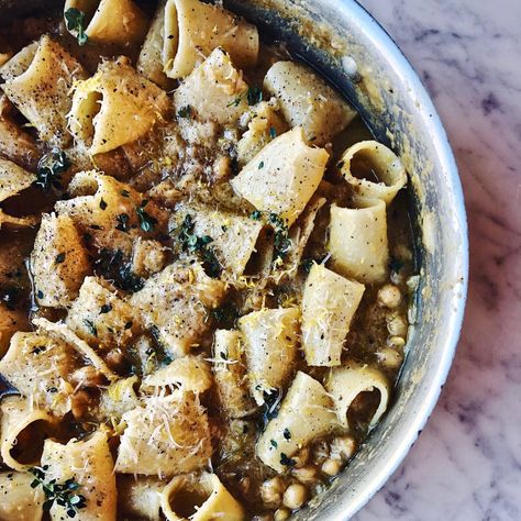 5 Pantry Pasta Recipes From Our Test Kitchen Director - Williams-Sonoma Taste Pantry Pasta, Parmesan Rind, Kitchen Cook, Chickpea Pasta, Fresh Oregano, Now Foods, Food Test, Fresh Pasta, Dried Tomatoes