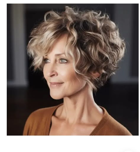 Curly Bob For Thinning Hair, Gray Short Curly Hair Over 50, Short Curly Aline Bob, Wavy Wedge Haircut, Wedge Haircut Curly Hair, Short Layered Wavy Haircuts, Layered Bob Back View, Curly Wedge Haircut, Inverted Bob Curly Hair