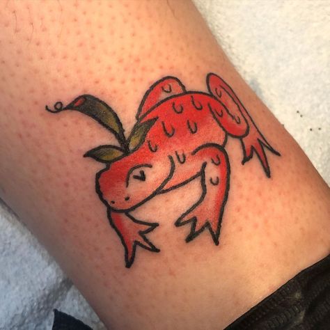 Strawberry Frog, Frog Tattoo, A Tattoos, Frog Tattoos, Arm Sleeve, Moana, Infinity Tattoo, Tattoo Inspo, Healthy Body