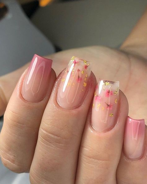 Subtle Nails, Blush Nails, Short Acrylic Nails Designs, Floral Nails, Fancy Nails, Chic Nails, Types Of Nails, Short Acrylic Nails, Best Acrylic Nails