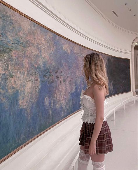 Photo Museum, Coquette Princess, Claude Monet Water Lilies, Monet Water Lilies, Ootd Outfit, Water Lilies, Lana Del Rey, Influencer, Ootd