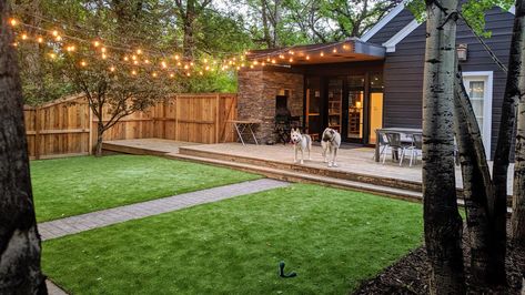 Pet Friendly Yard, Artificial Grass Backyard, Turf Backyard, Dog Friendly Backyard, Dog Backyard, Synthetic Lawn, Front Yard Design, Astro Turf, Garden Makeover