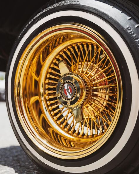 Lowrider Wheels, Lowrider Tattoo, Wheel Tattoo, Chicano Style, Wire Wheels, Chicano Style Tattoo, Lowrider Art, Low Riders, Style Tattoo