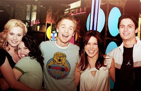 favoritesfeed Oth Cast, 2000s Tv Shows, Three Hills, One Tree Hill Cast, Brooke Davis, Chad Michael Murray, I Wish I Was, Casting Pics, First Tv