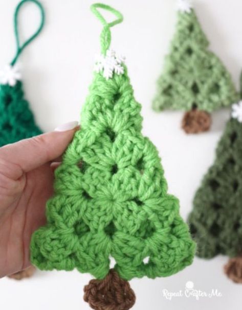 Crochet Granny Square Evergreen Trees Sarah Zimmerman, Crochet Christmas Trees Free, Make Ornaments, Granny Christmas, Crochet Christmas Trees Pattern, Crochet Christmas Ornaments Free, Repeat Crafter Me, Crochet Tree, Unique Holiday Decor