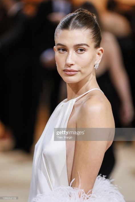 Hailey Bieber Updo, Hayley Baldwin, Wedding Guest Updo, Hayley Bieber, Hailey Bieber Style, Hailey Baldwin Style, Bride Headband, Birthday Hair, Hailey Baldwin