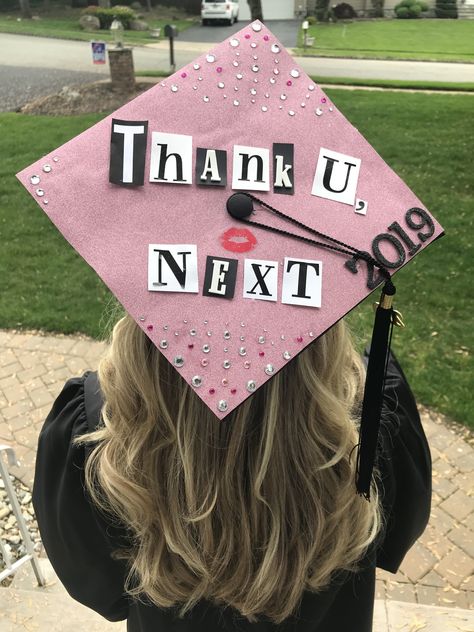 Graduation Cap Designs College, Funny Graduation Caps, College Grad Cap Ideas, Graduation Cap Decoration Diy, High School Graduation Cap, College Graduation Cap Decoration, Grad Hat, Grad Cap Designs, Diy Graduation Cap