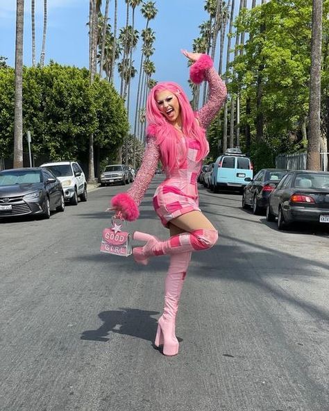 All Posts • Instagram Rupauls Dragcon Outfits, Sugar And Spice Twins, What To Wear To A Drag Show, Sugar Drag Queen, Sugar And Spice Drag Queens, Drag Race Outfits, Drag Show Outfit, Drag Race Looks, Rupaul Drag Race