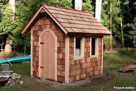 The Pump House Project – Hard-To-Come-By Lifestyle Well Pump House Ideas Buildings, Pump House Ideas, Water Well House, Sprinkler Pump, Pool Guest House, Rustic Family Room, Well House, Victorian House Interiors, Goat House