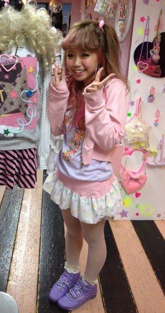 Fairy Kei Outfit, Pinterest Japan, Melanie Martinez Style, Pop Kei, Mode Harajuku, Fairy Kei Fashion, 90s Rave, Kei Visual, Yume Kawaii