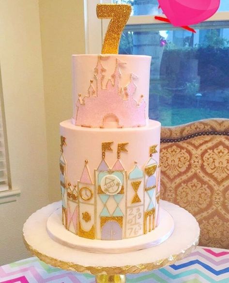 Disneyland Cake, Disney Themed Birthday, Disneyland Party, Bd Cake, Disney Frozen Cake, Disneyland Birthday, Disney Birthday Cakes, Tema Disney, Disney Princess Birthday