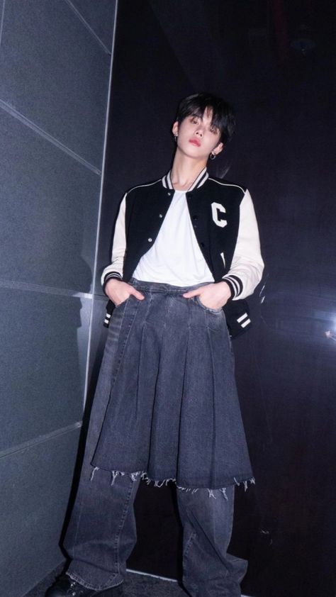 #Choiyeonjun #Yeonjun #TXT Txt Skirt, Yeonjun Fashion, Txt Outfits, Kpop Freebies, Male Wardrobe, Txt Group, Guys In Skirts, Hybe Entertainment, Men Wearing Skirts